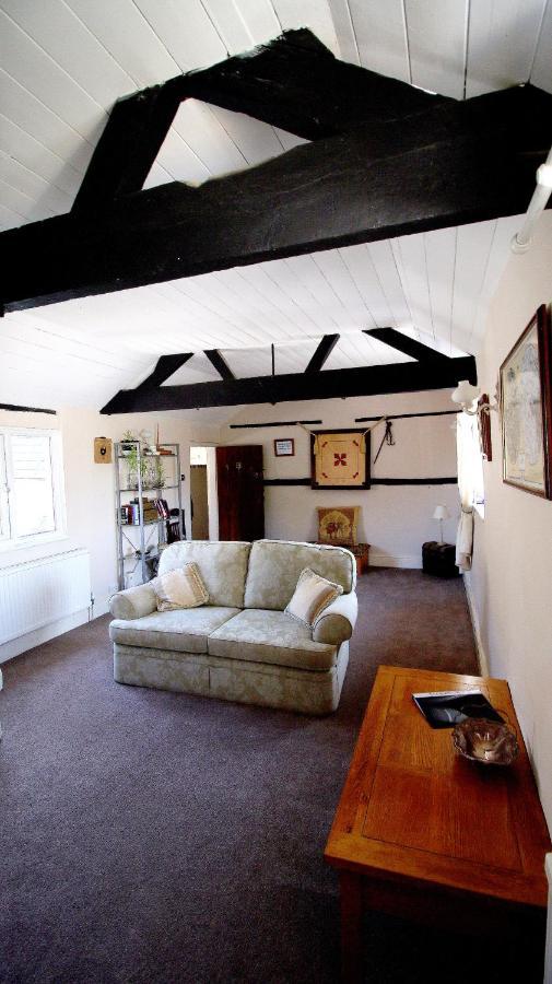 The White Lion At Wicken Bed and Breakfast Milton Keynes Buitenkant foto
